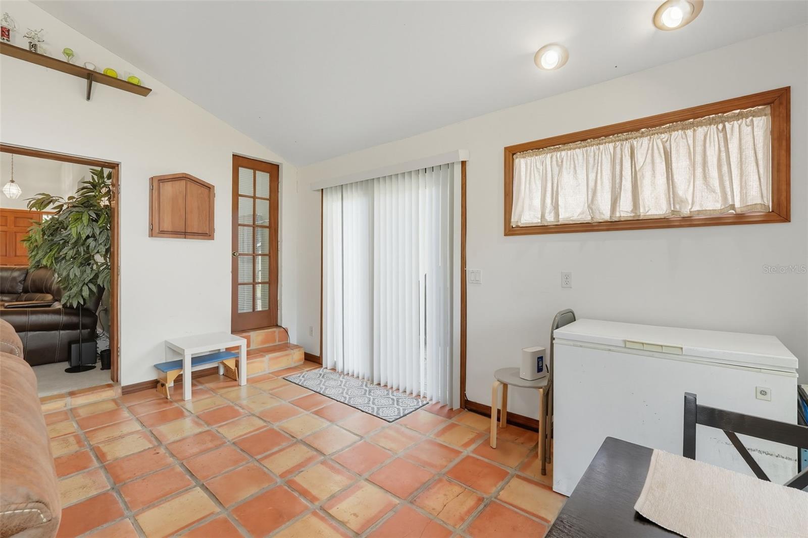 Image 21 of 33 For 2701 Canterclub Trail