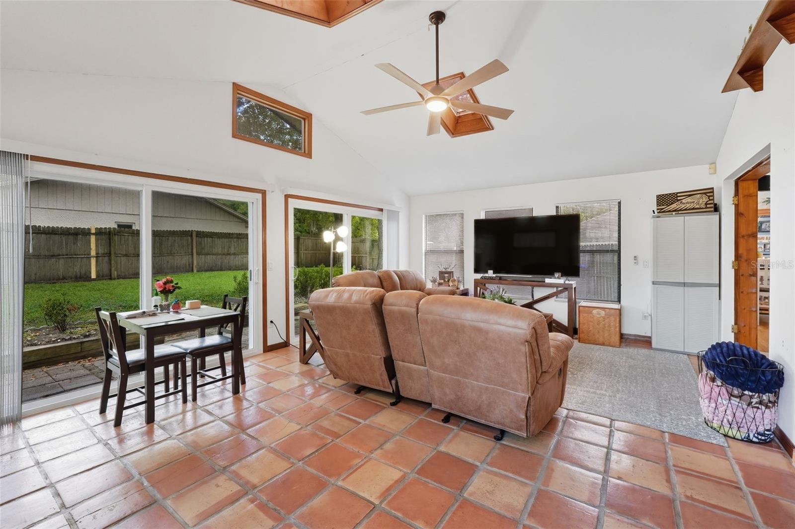 Image 22 of 33 For 2701 Canterclub Trail