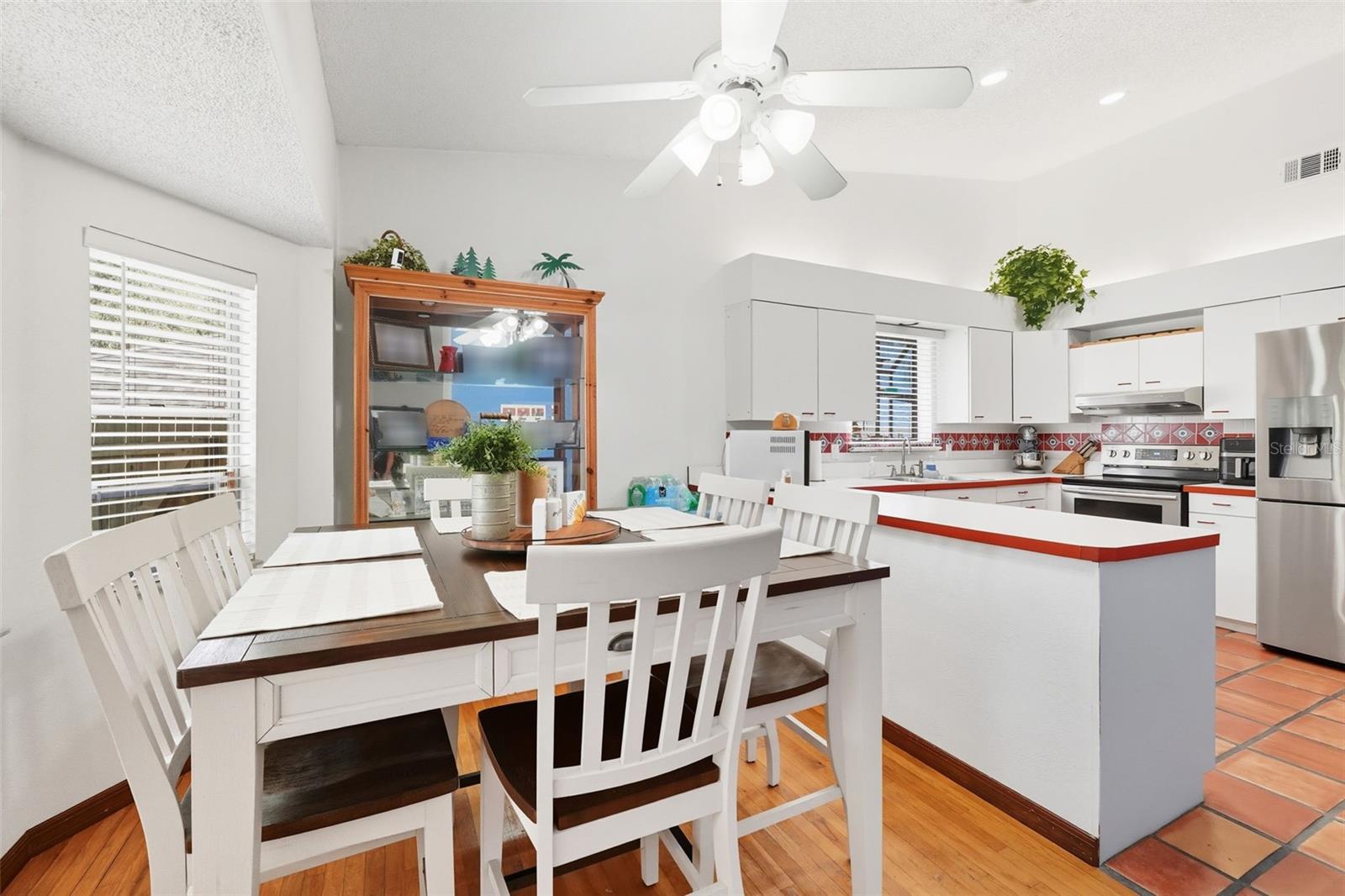 Image 9 of 33 For 2701 Canterclub Trail