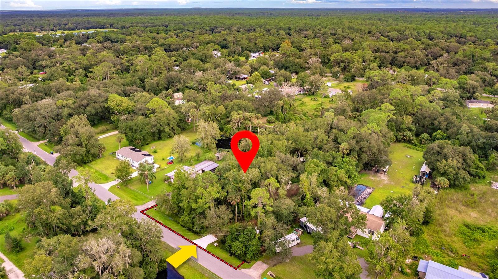 Image 12 of 26 For 25212 Luke Street