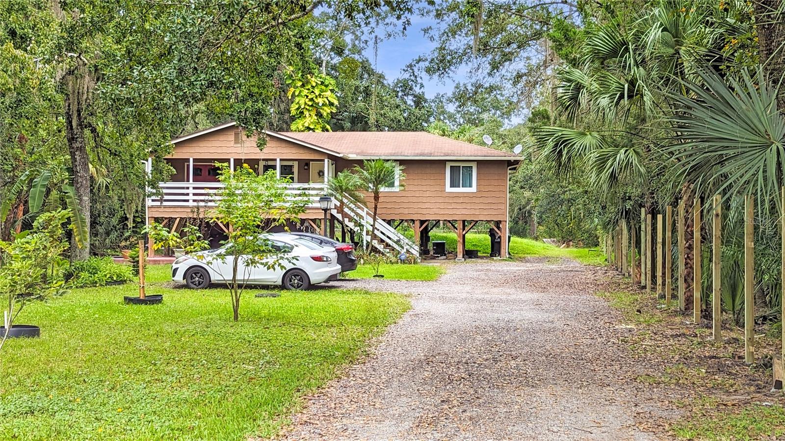 Image 17 of 26 For 25212 Luke Street