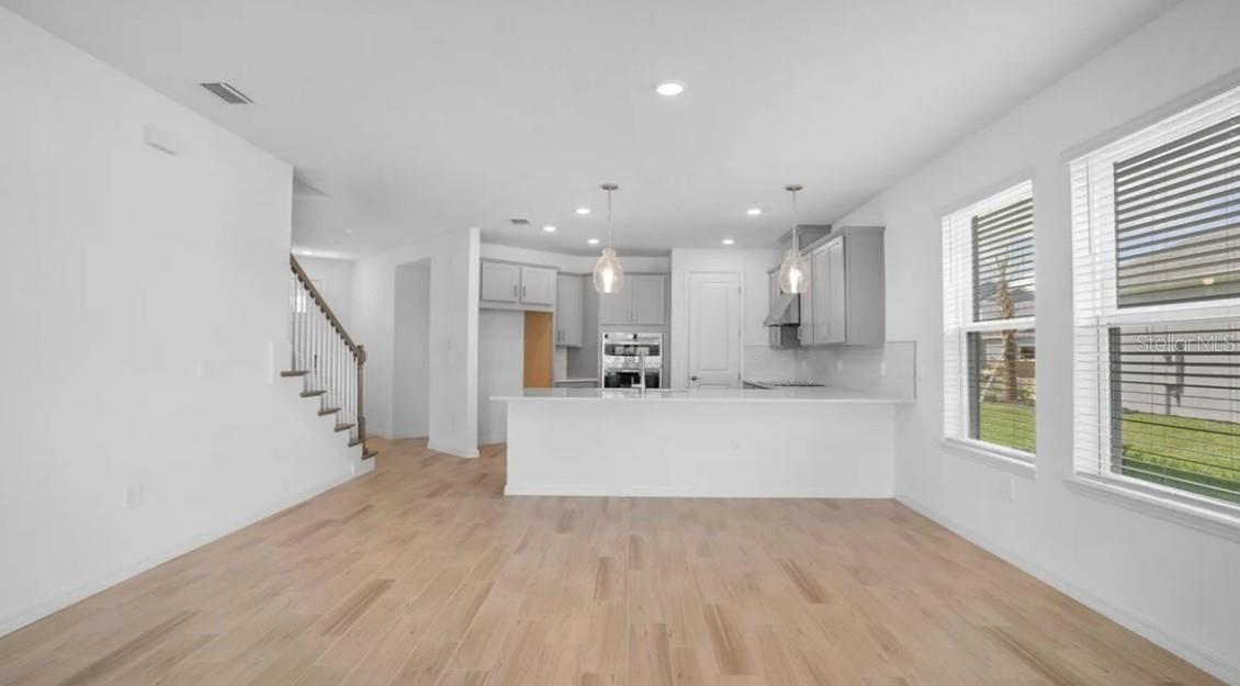Image 7 of 35 For 5720 Gingham Drive