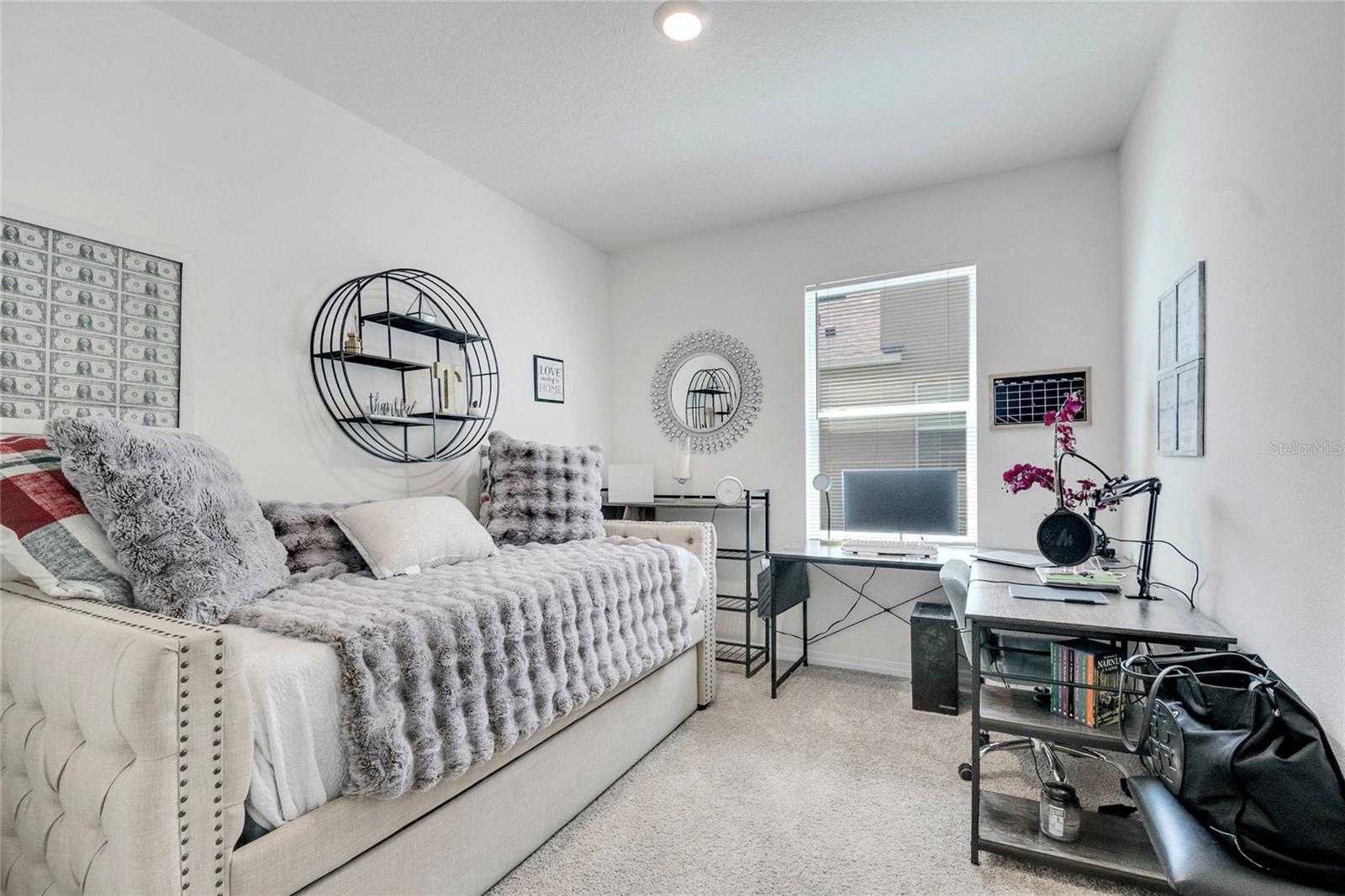 Image 21 of 49 For 5258 Mahogany Drive