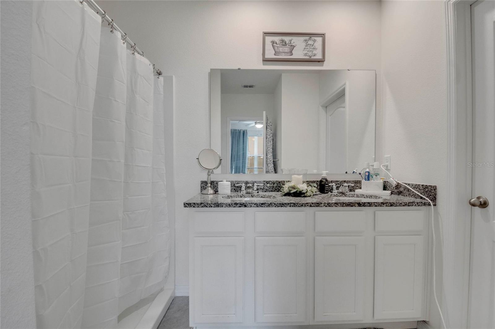 Image 40 of 49 For 5258 Mahogany Drive