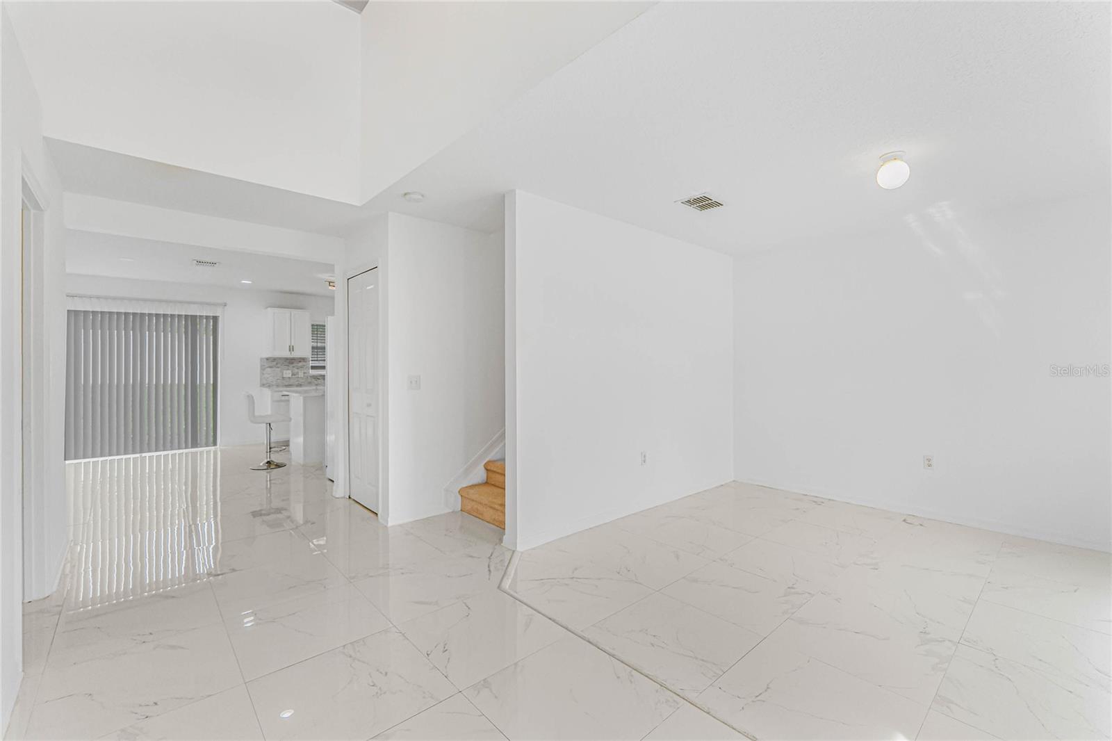 Image 6 of 39 For 1961 Thorngate Lane