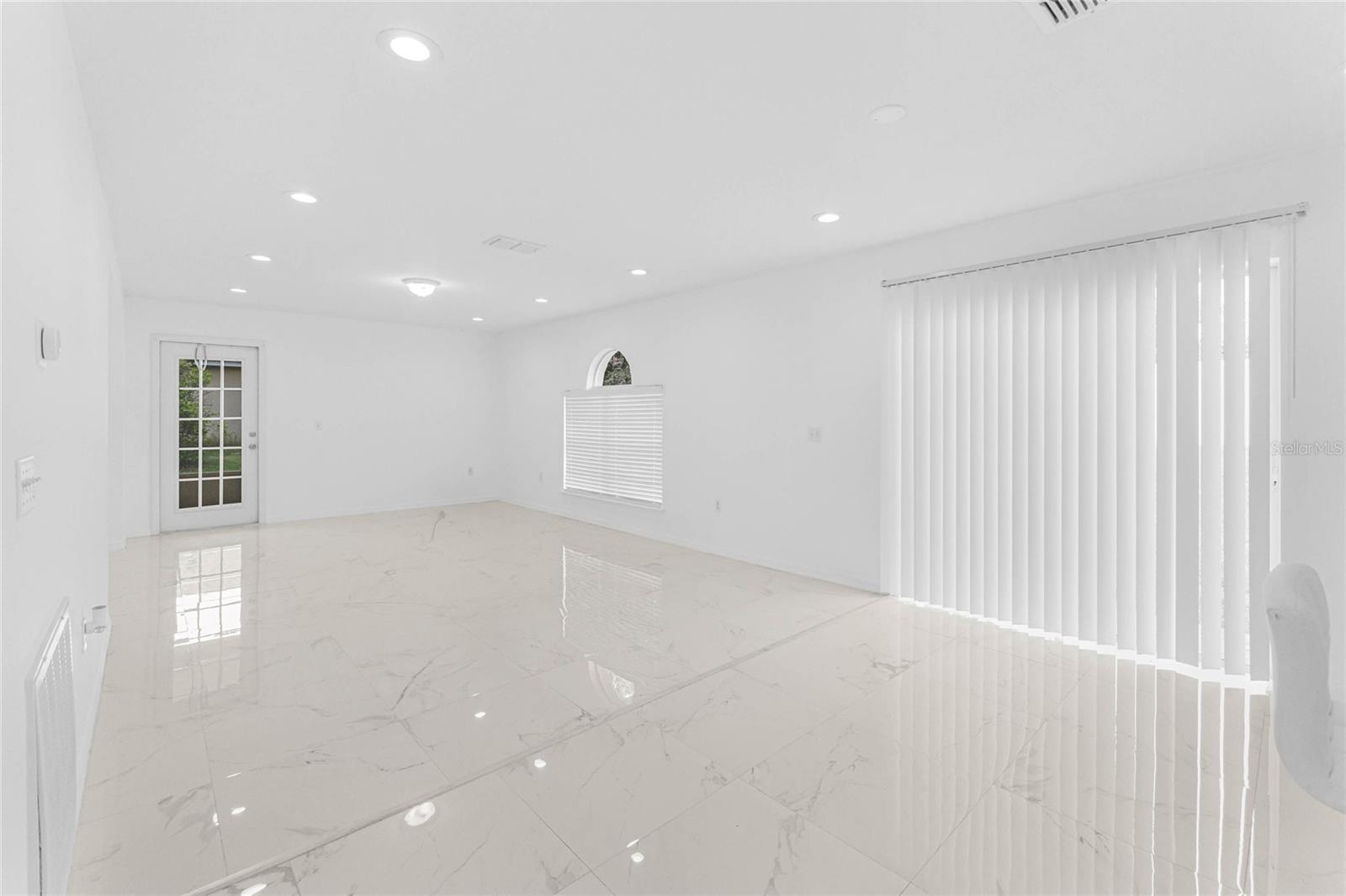 Image 9 of 39 For 1961 Thorngate Lane