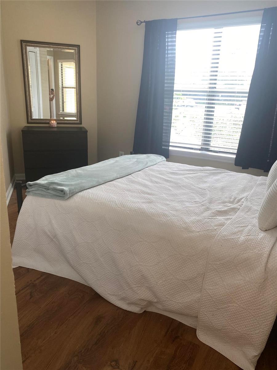 Image 10 of 13 For 11901 4th Street N 5101