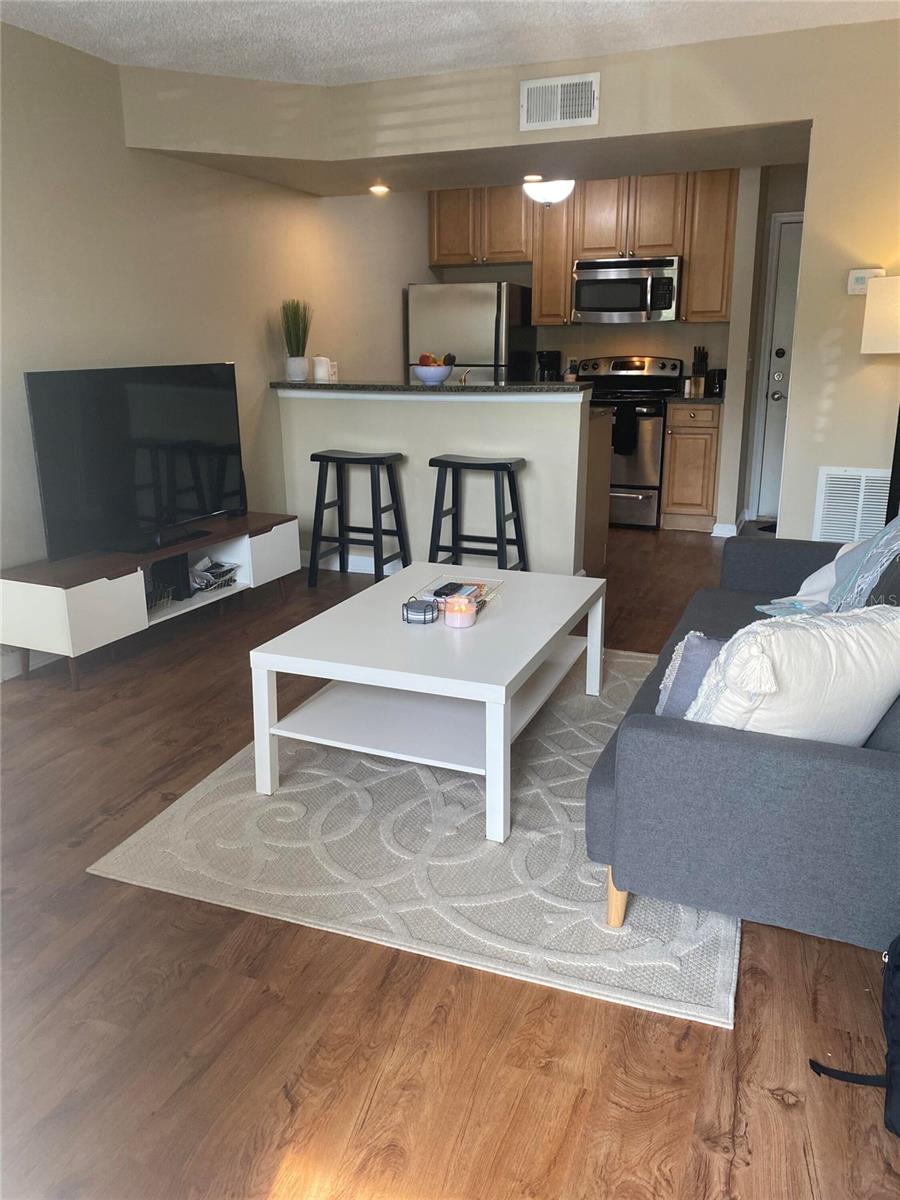 Image 7 of 13 For 11901 4th Street N 5101