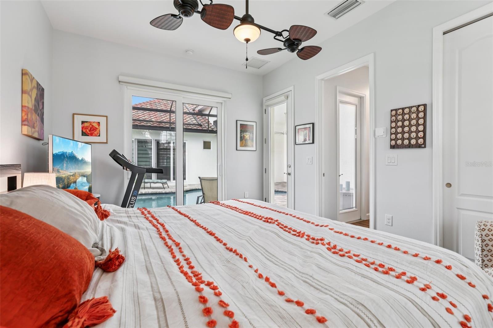Image 43 of 95 For 2580 Lancaster Ridge