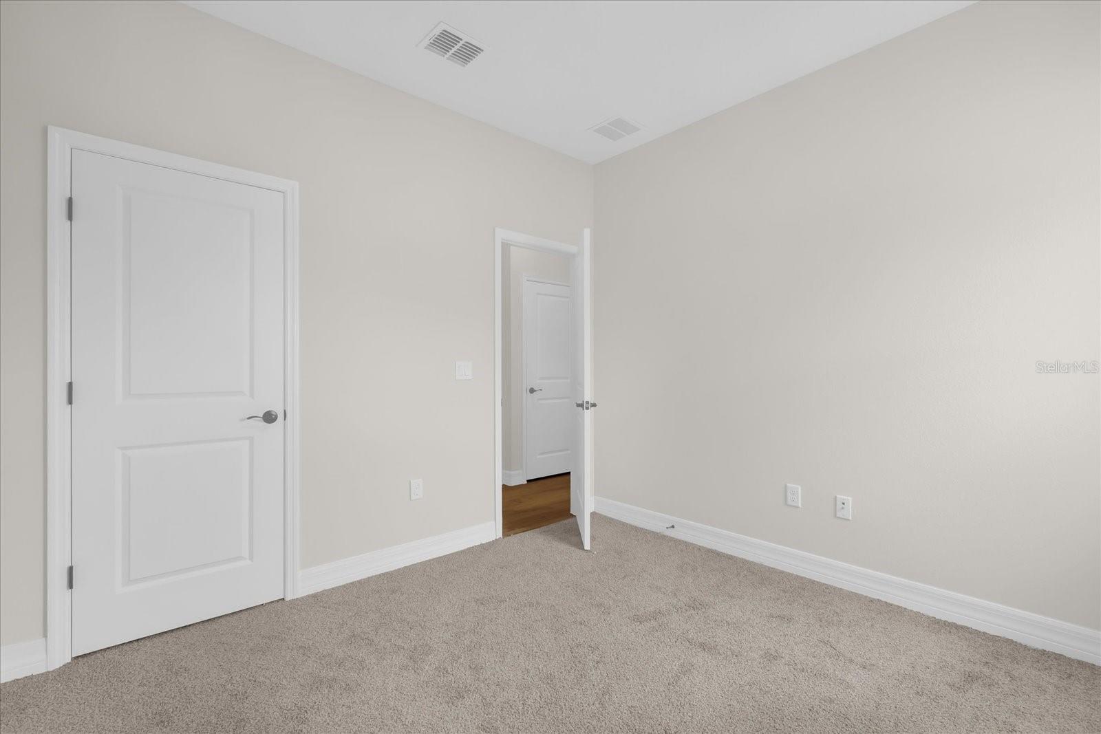 Image 15 of 34 For 13990 Sw 34th Terrace Rd