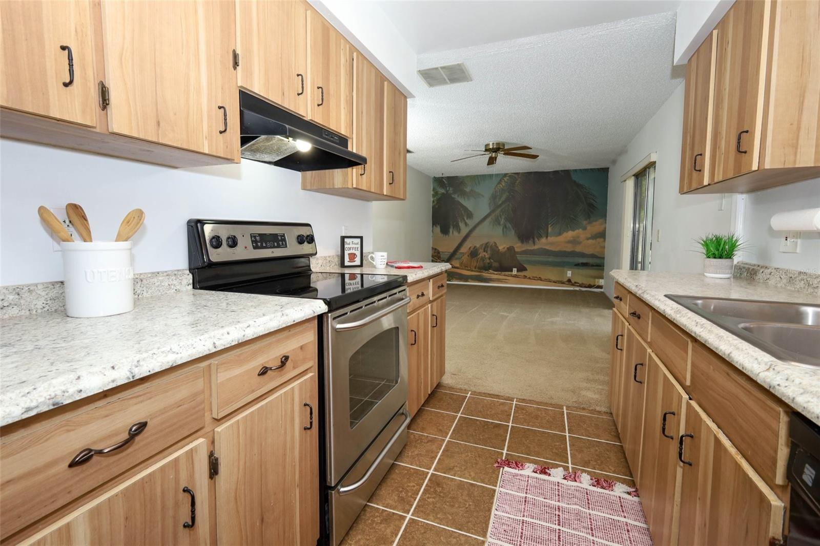 Image 4 of 33 For 306 Loch Low Drive