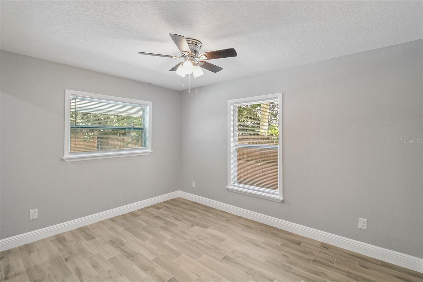 Image 12 of 34 For 1715 Don San George Court