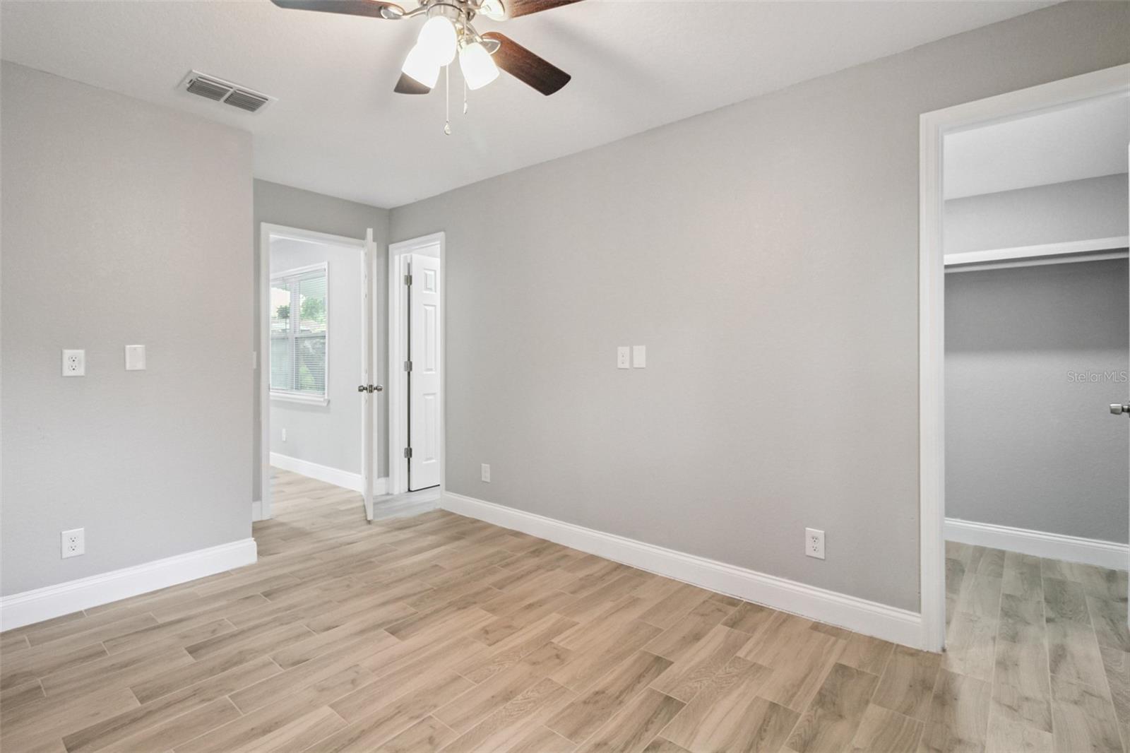 Image 18 of 34 For 1715 Don San George Court