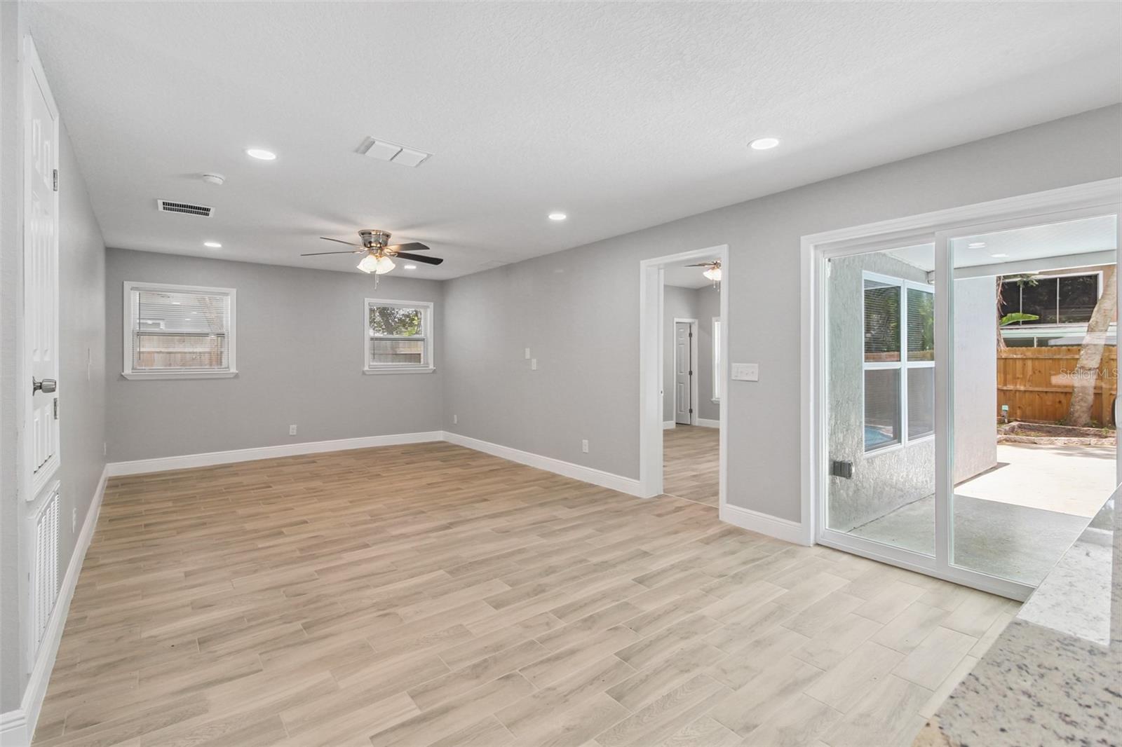 Image 4 of 34 For 1715 Don San George Court