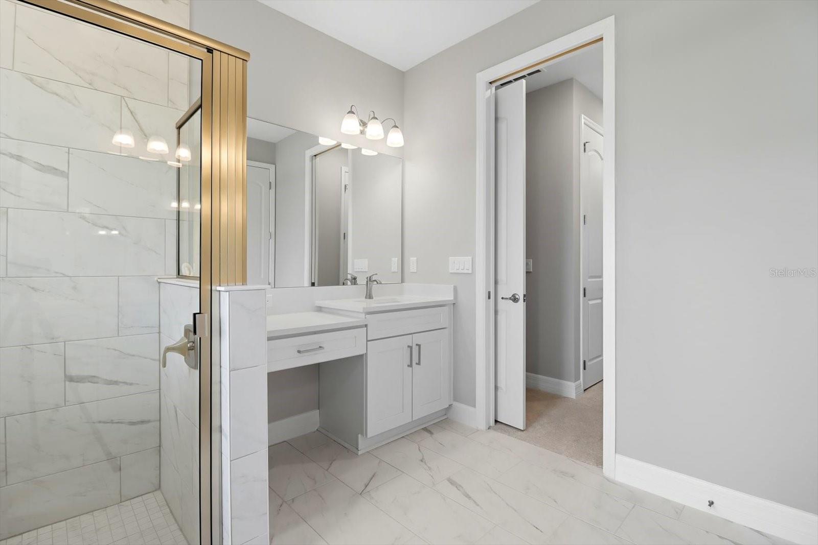 Listing photo id 23 for 55 Woodfield Circle