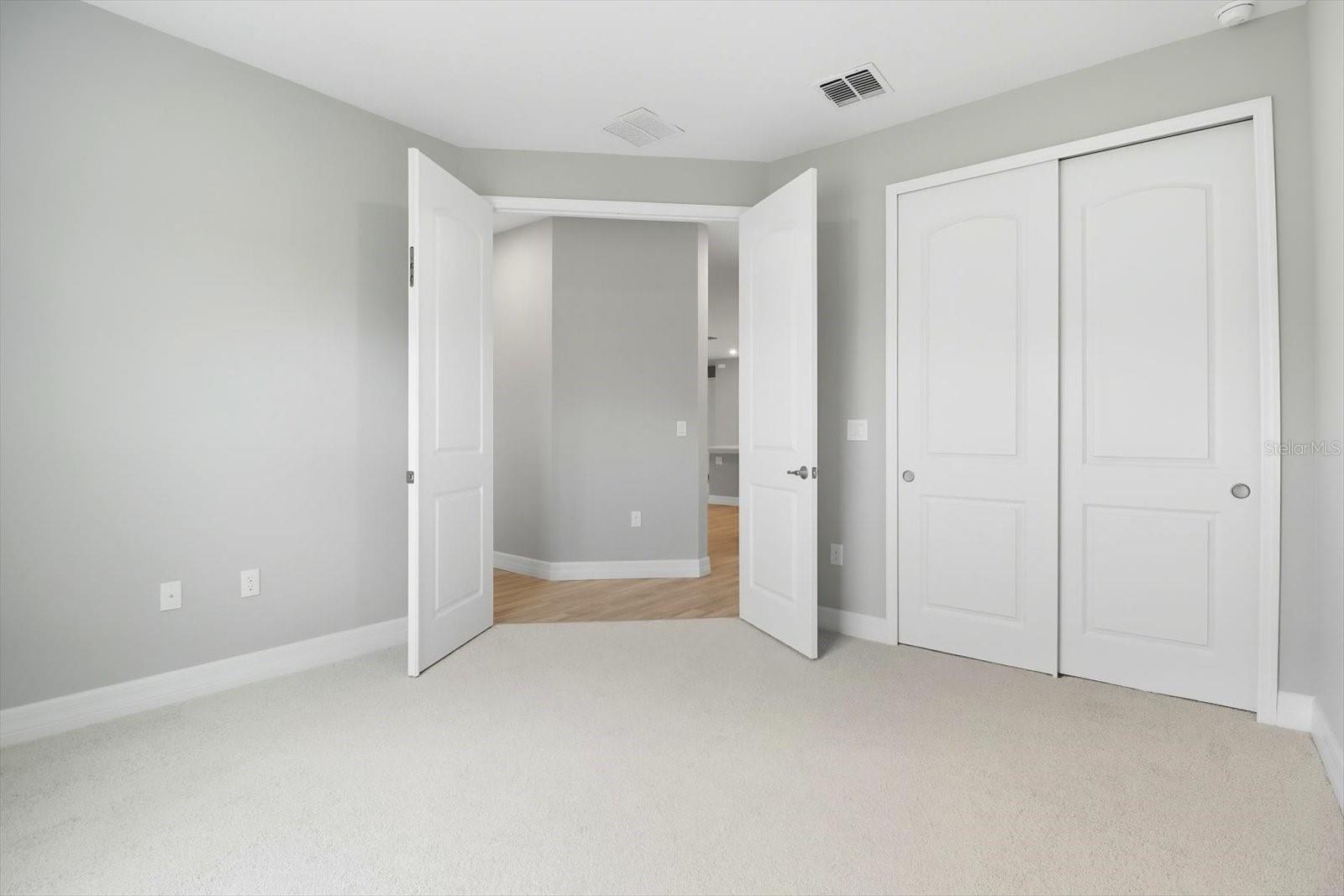 Listing photo id 28 for 55 Woodfield Circle