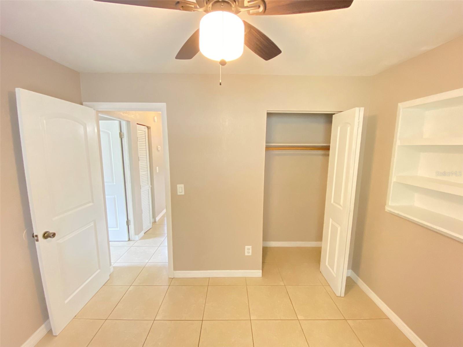 Image 17 of 40 For 661 Encino Way