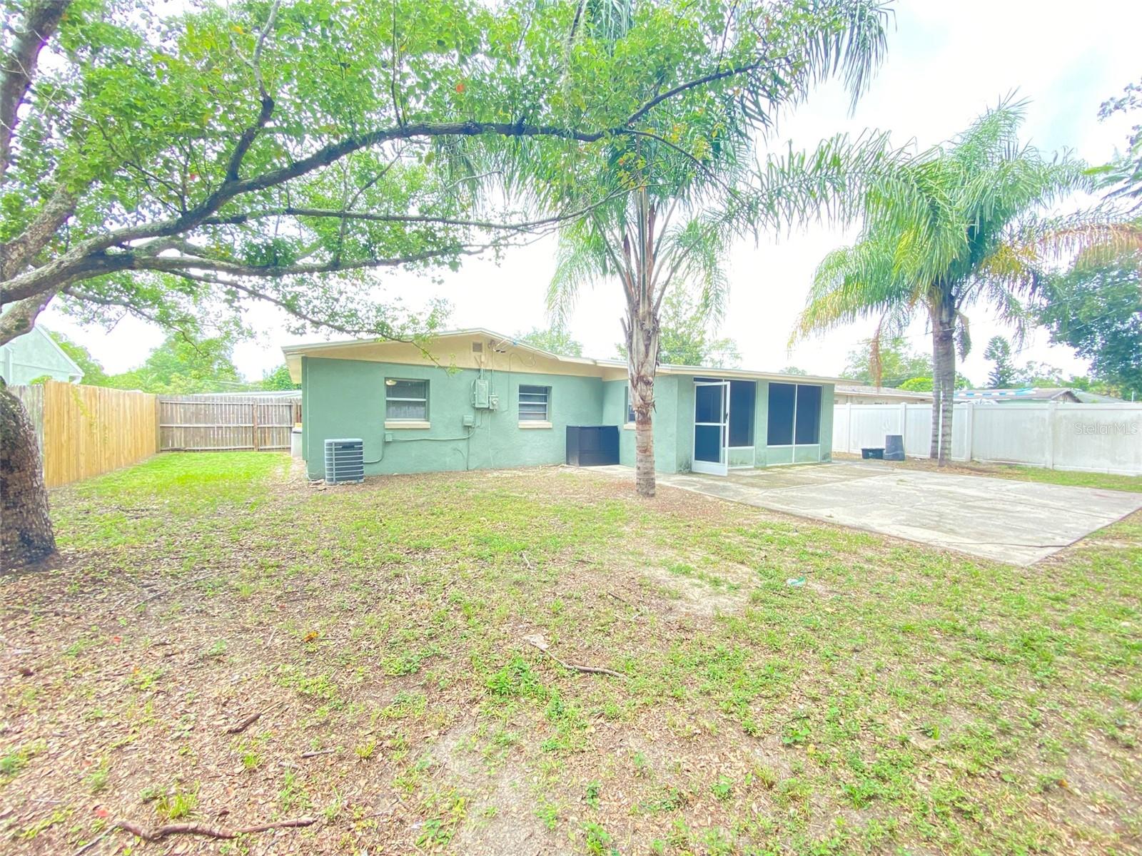 Image 39 of 40 For 661 Encino Way