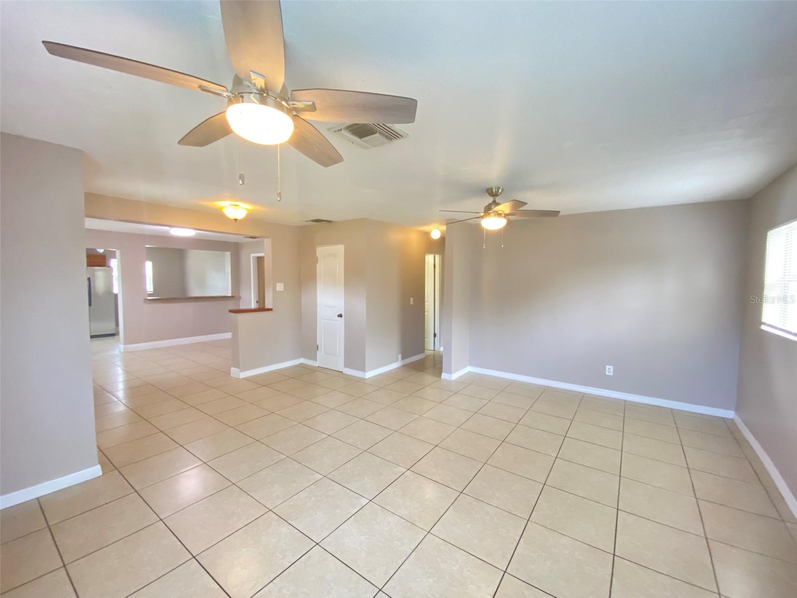 Image 9 of 40 For 661 Encino Way