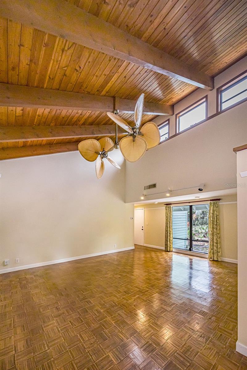 Image 20 of 56 For 4882 Bayshore Terrace