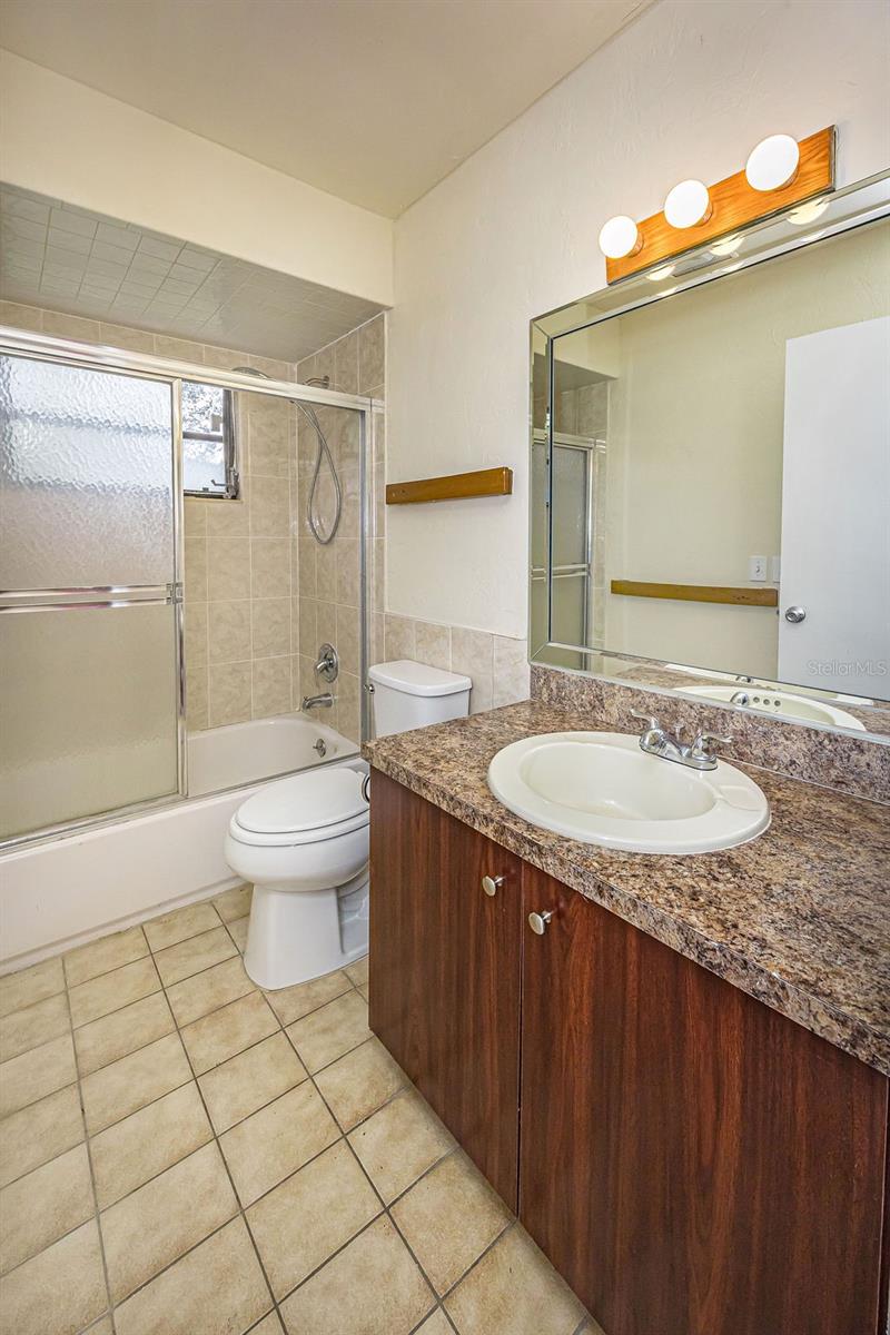 Image 43 of 56 For 4882 Bayshore Terrace