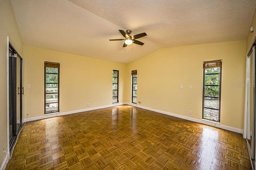 Image 5 of 56 For 4882 Bayshore Terrace