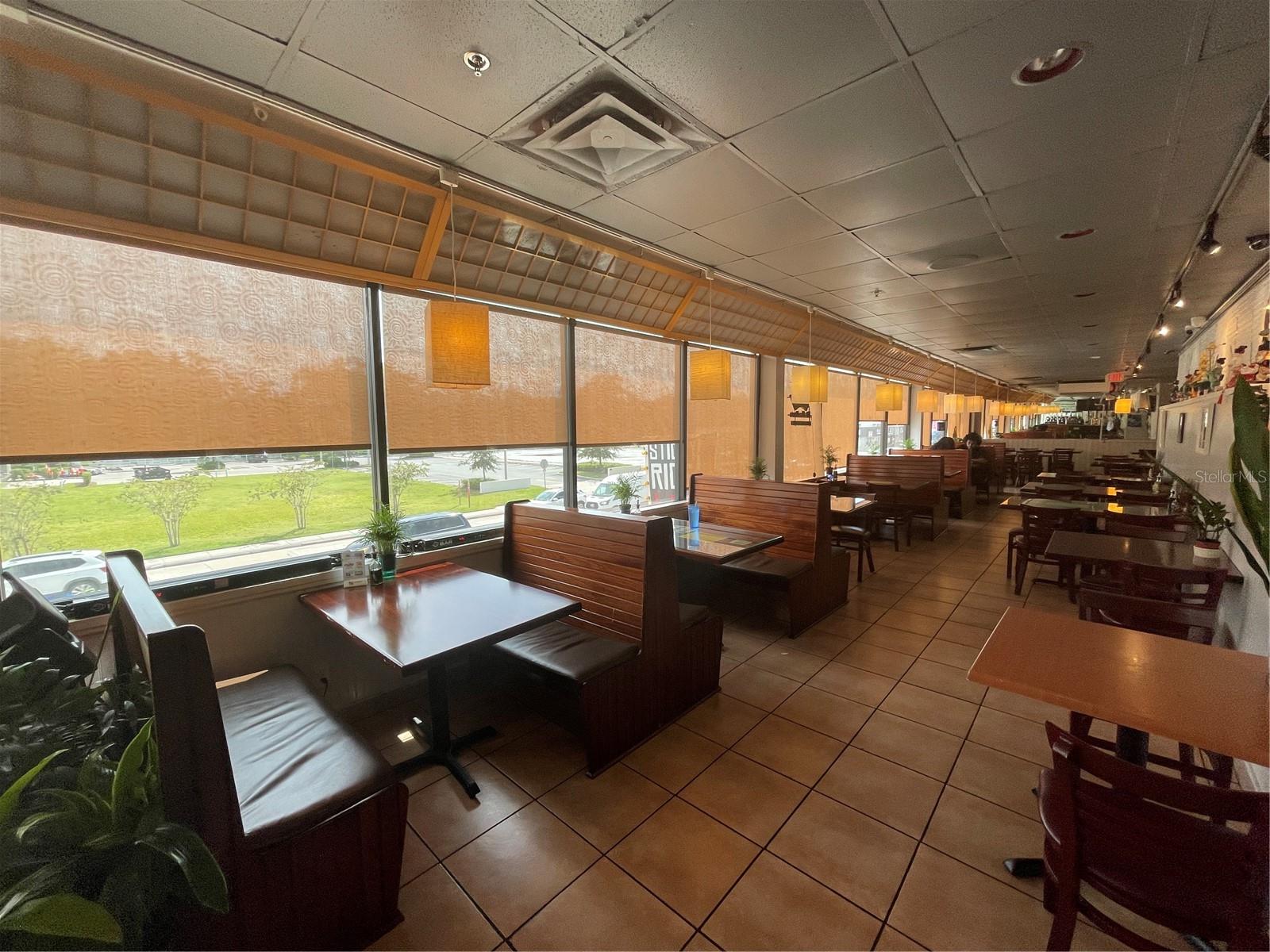 Image 3 of 8 For 1919 Colonial Drive