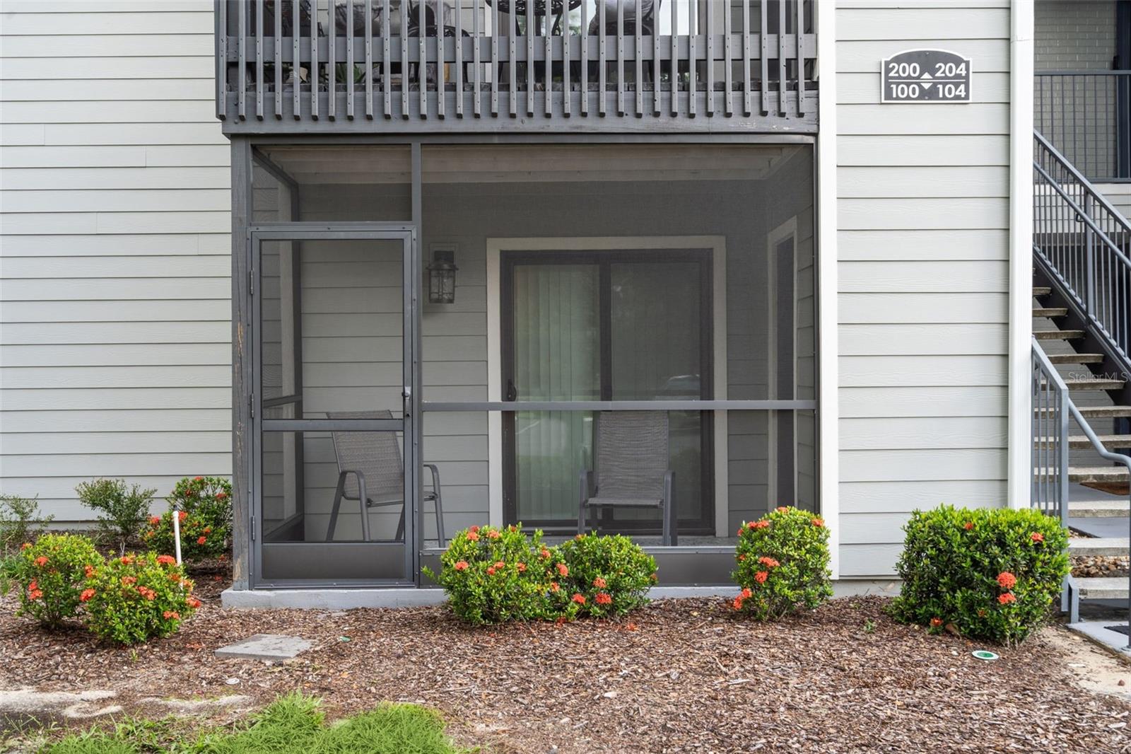 Image 4 of 25 For 3756 Idlebrook Circle 100