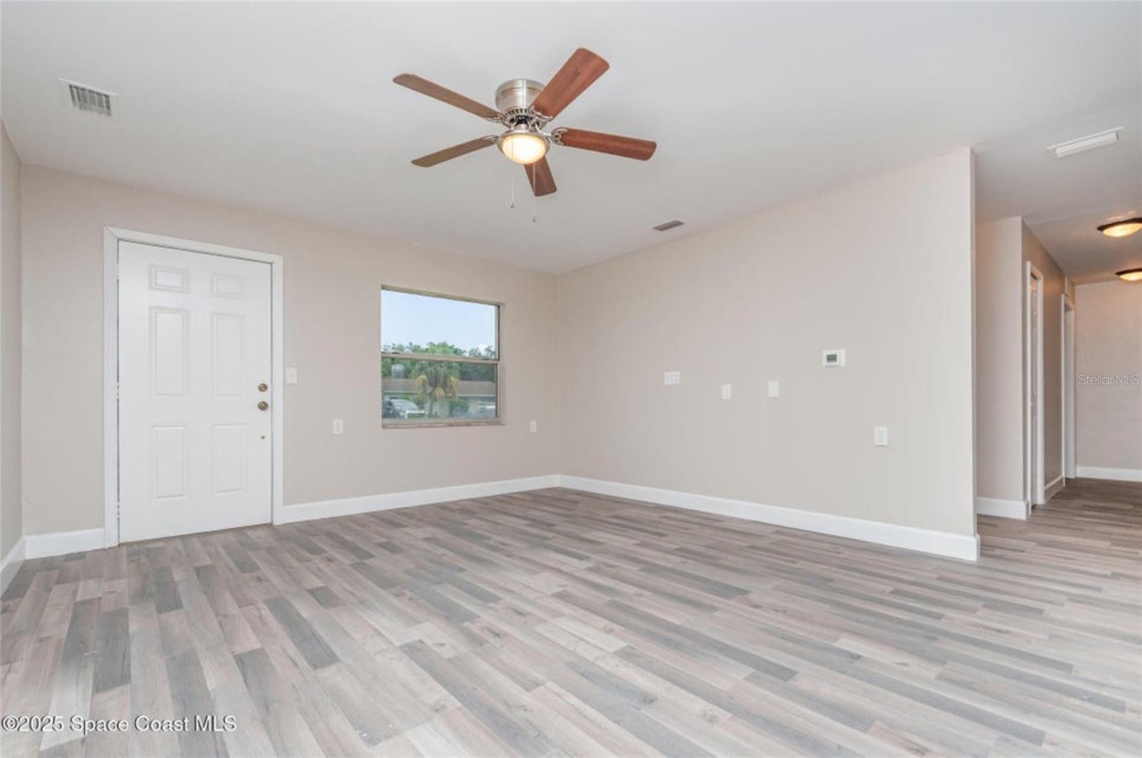 Image 11 of 26 For 1744 Valencia Avenue