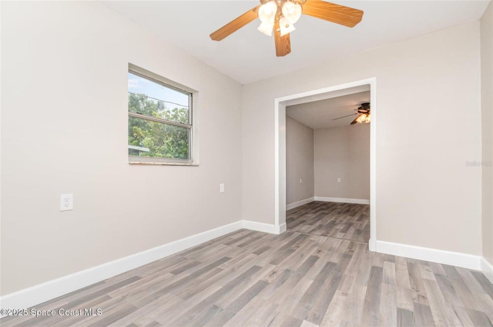 Image 19 of 26 For 1744 Valencia Avenue