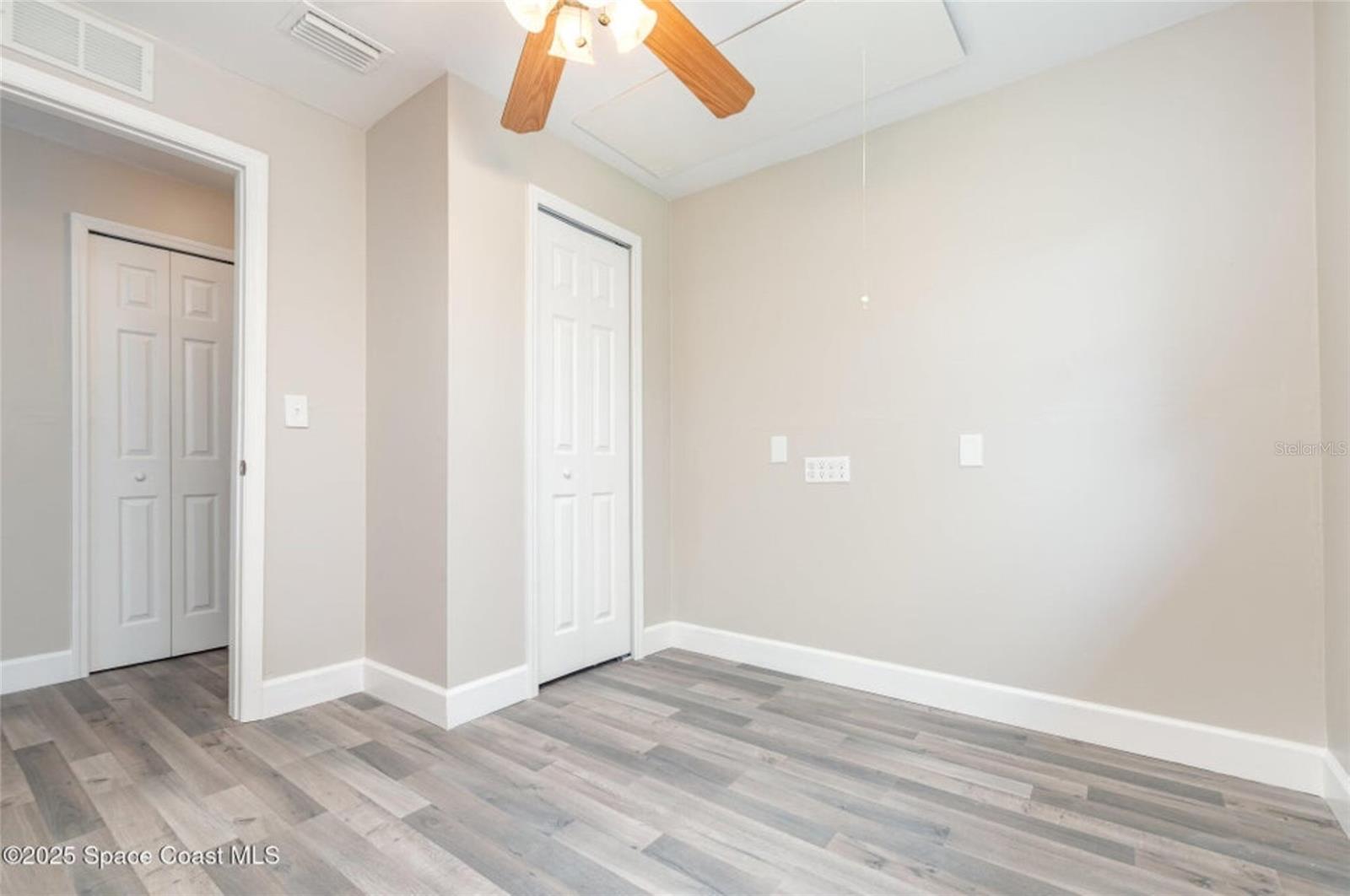 Image 21 of 26 For 1744 Valencia Avenue