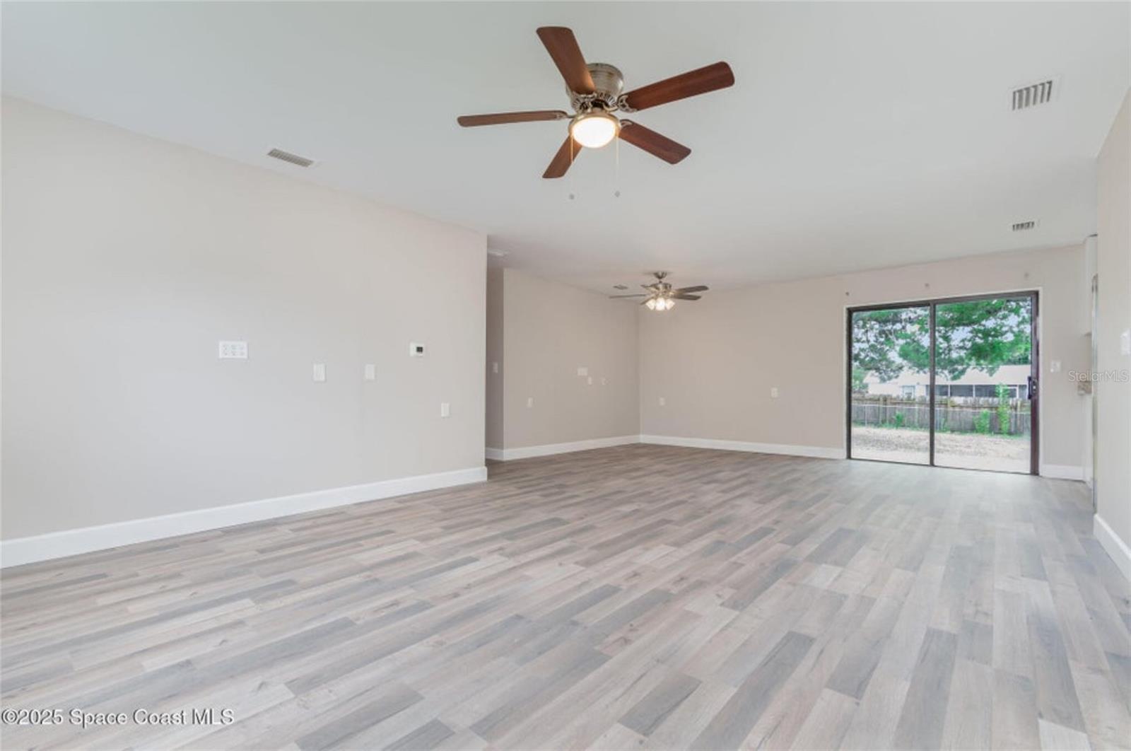 Image 6 of 26 For 1744 Valencia Avenue
