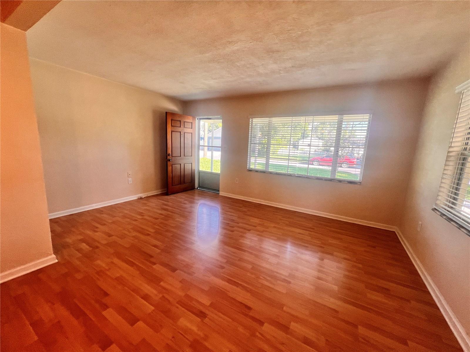 Image 6 of 18 For 124 Hazel Street