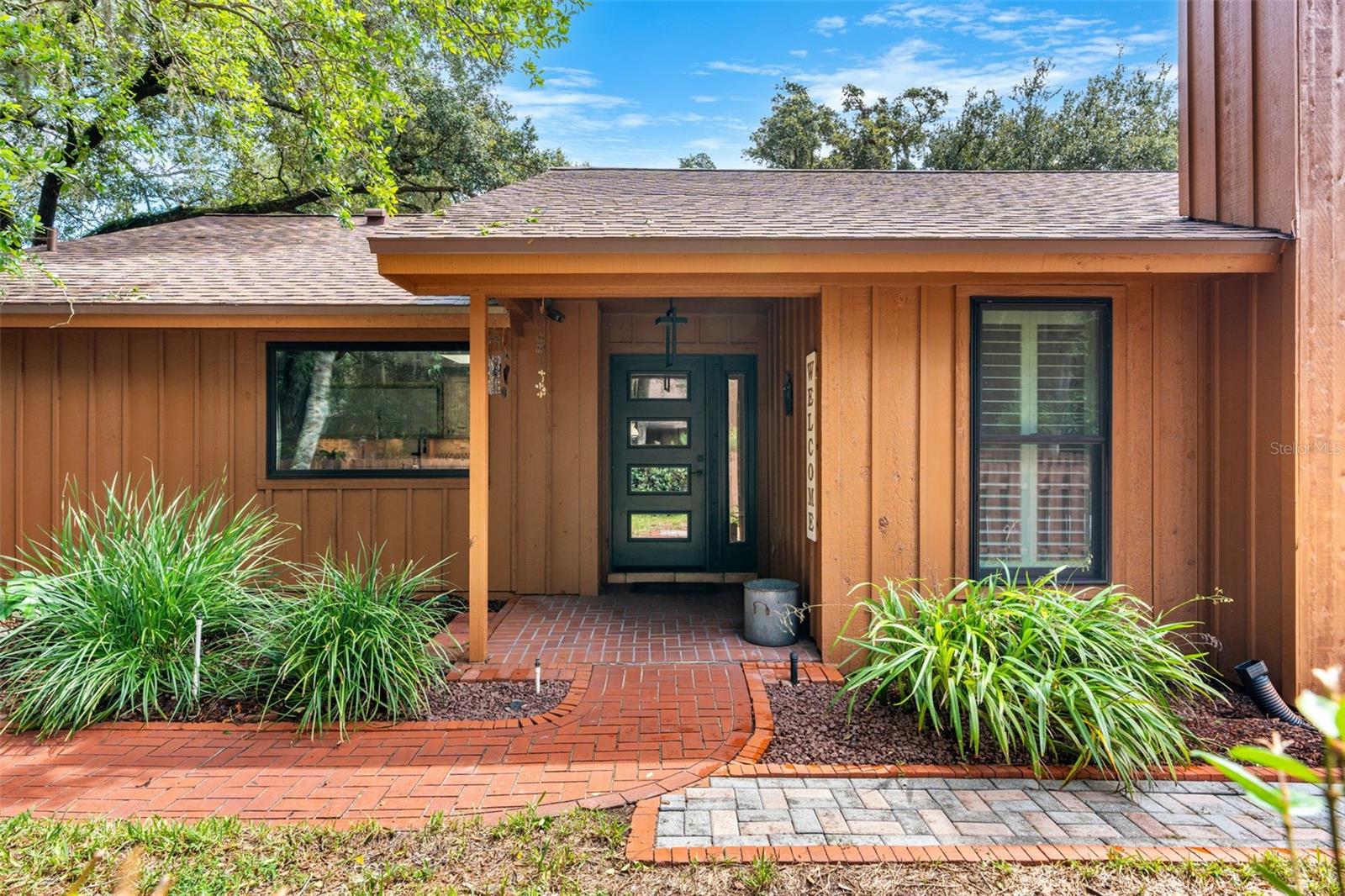 Image 10 of 66 For 26 Village Drive