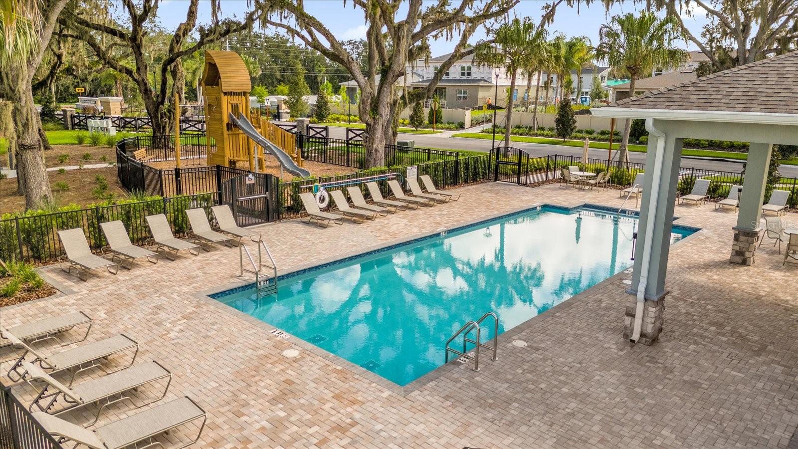 Image 28 of 33 For 11312 Blue Bay Drive