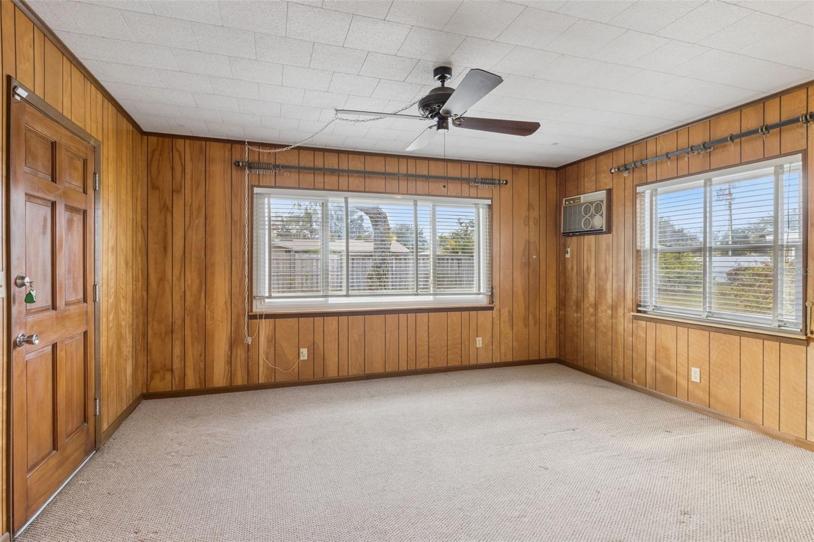 Image 28 of 46 For 5334 Newhall Avenue