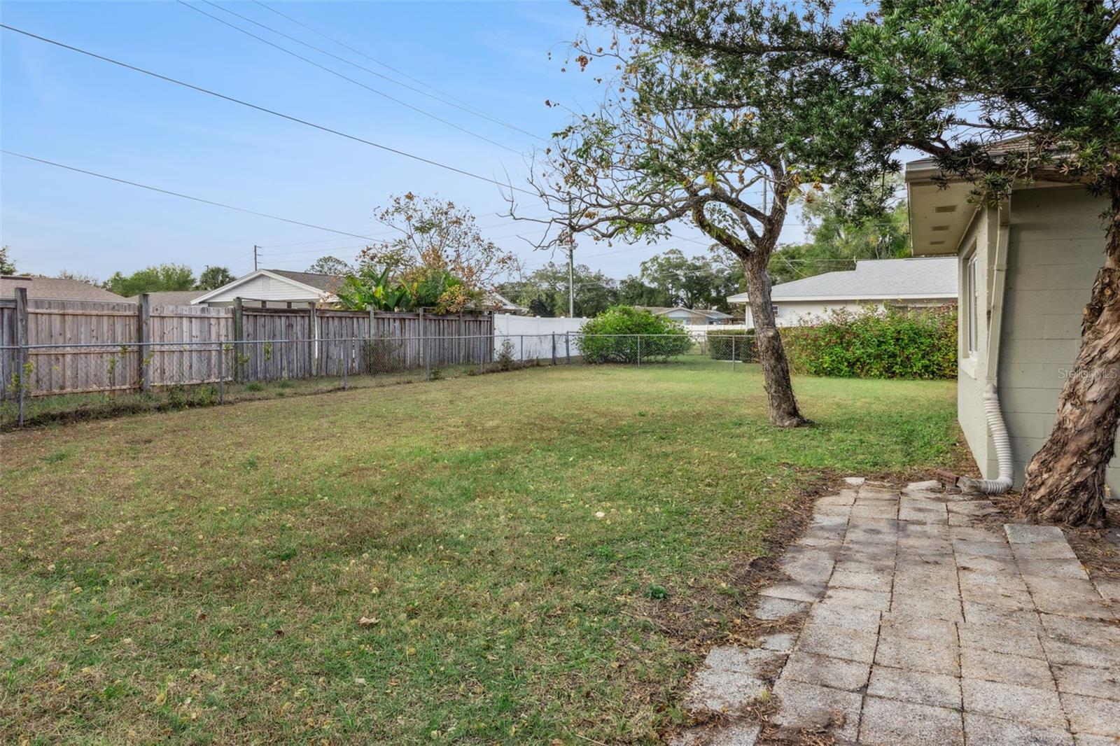 Image 31 of 46 For 5334 Newhall Avenue