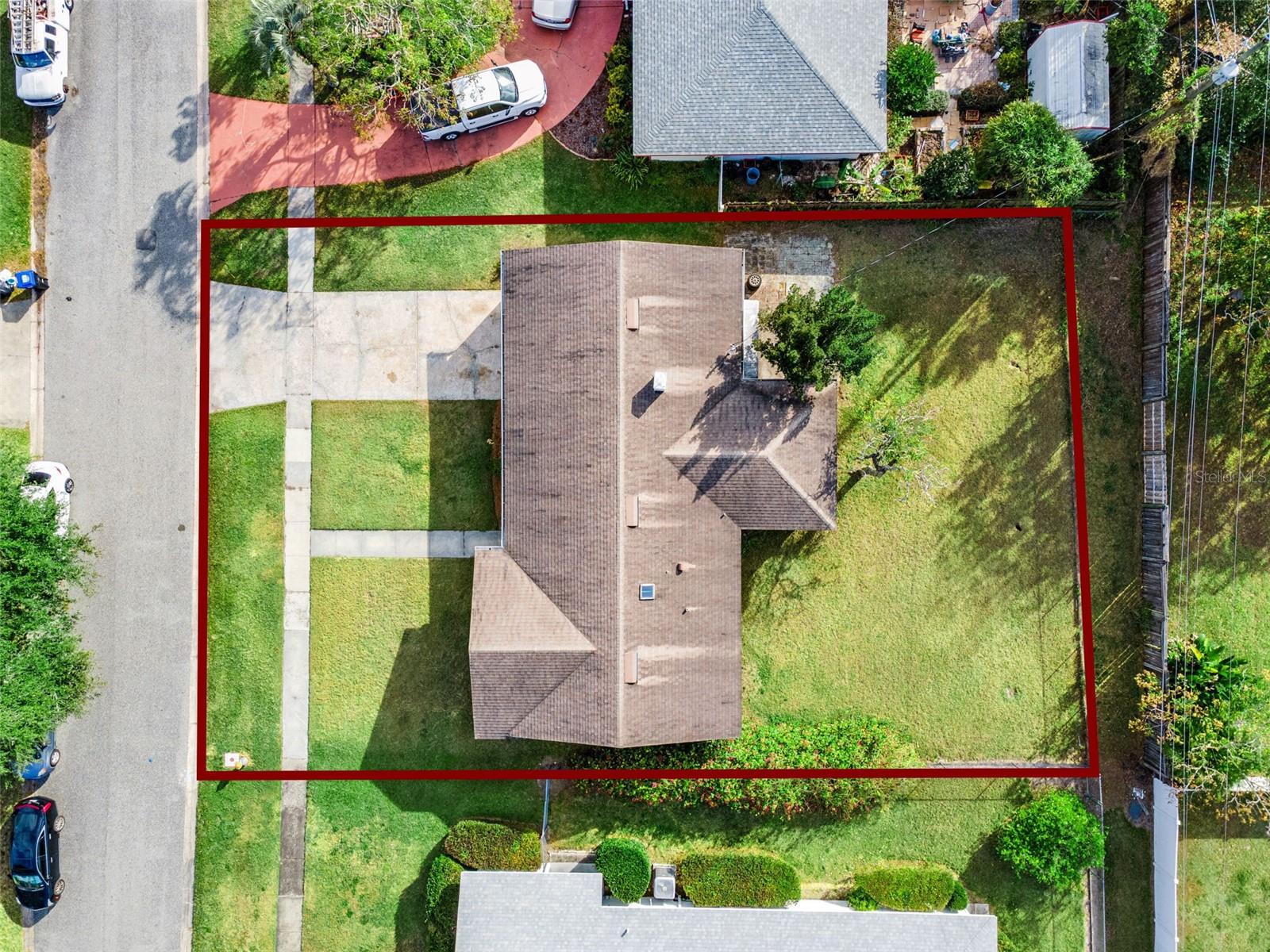 Image 34 of 46 For 5334 Newhall Avenue