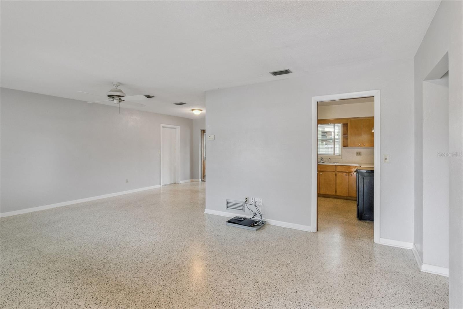 Image 6 of 46 For 5334 Newhall Avenue