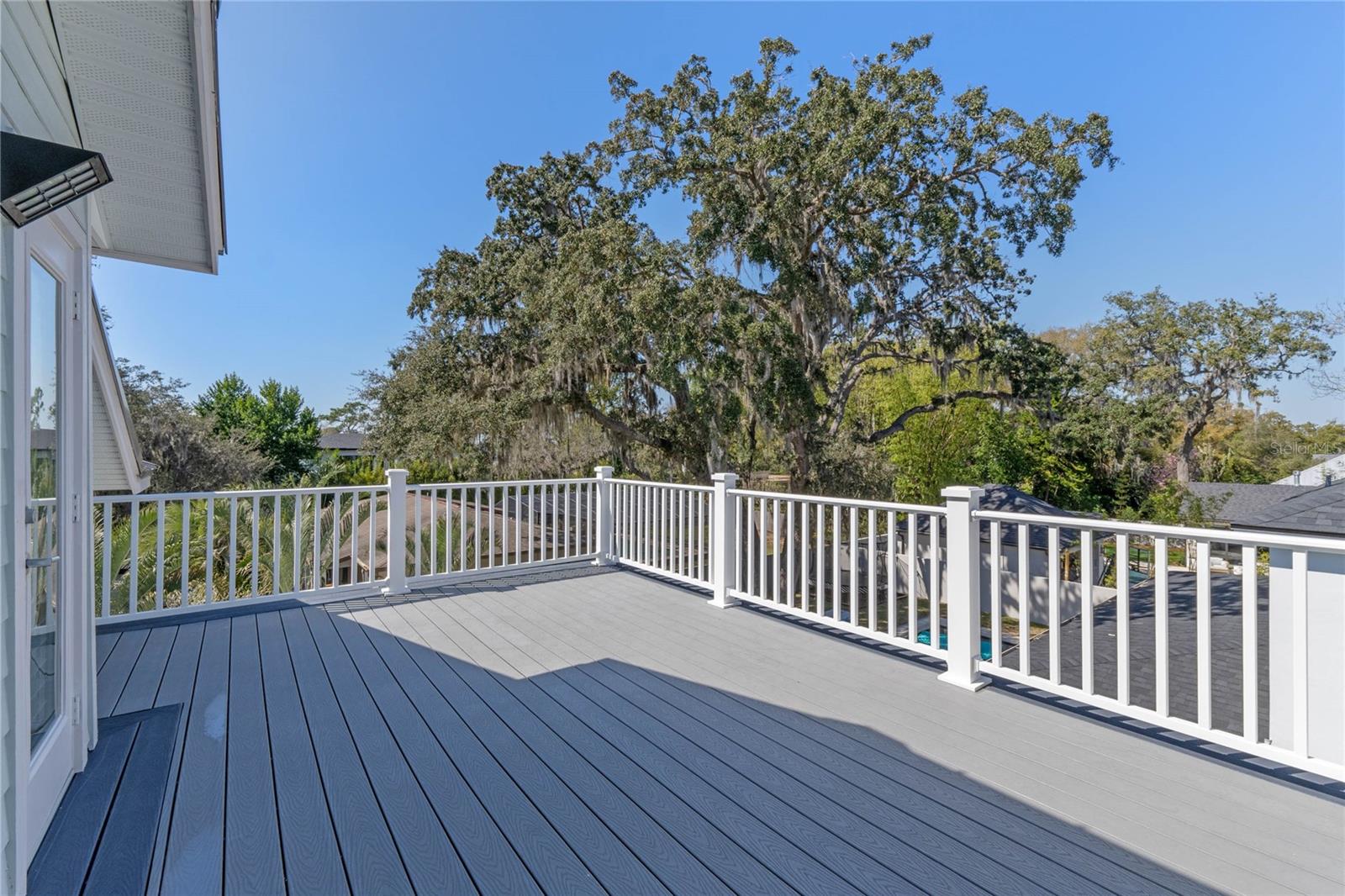 Image 46 of 99 For 1661 Hillcrest Avenue