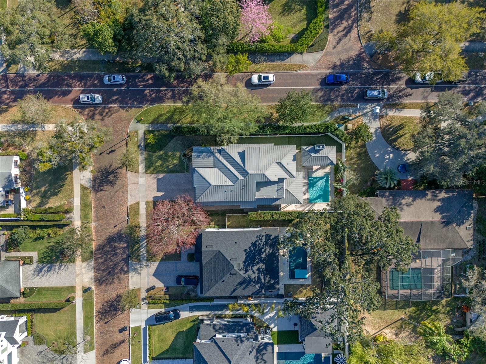 Image 56 of 99 For 1661 Hillcrest Avenue