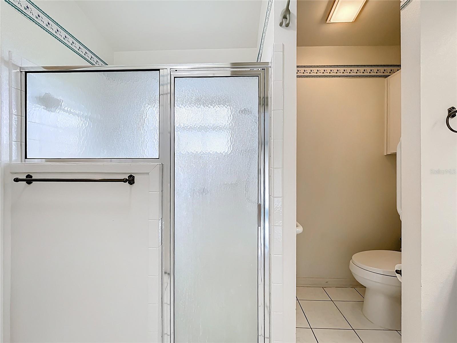 Image 34 of 63 For 5518 Queen Victoria Drive