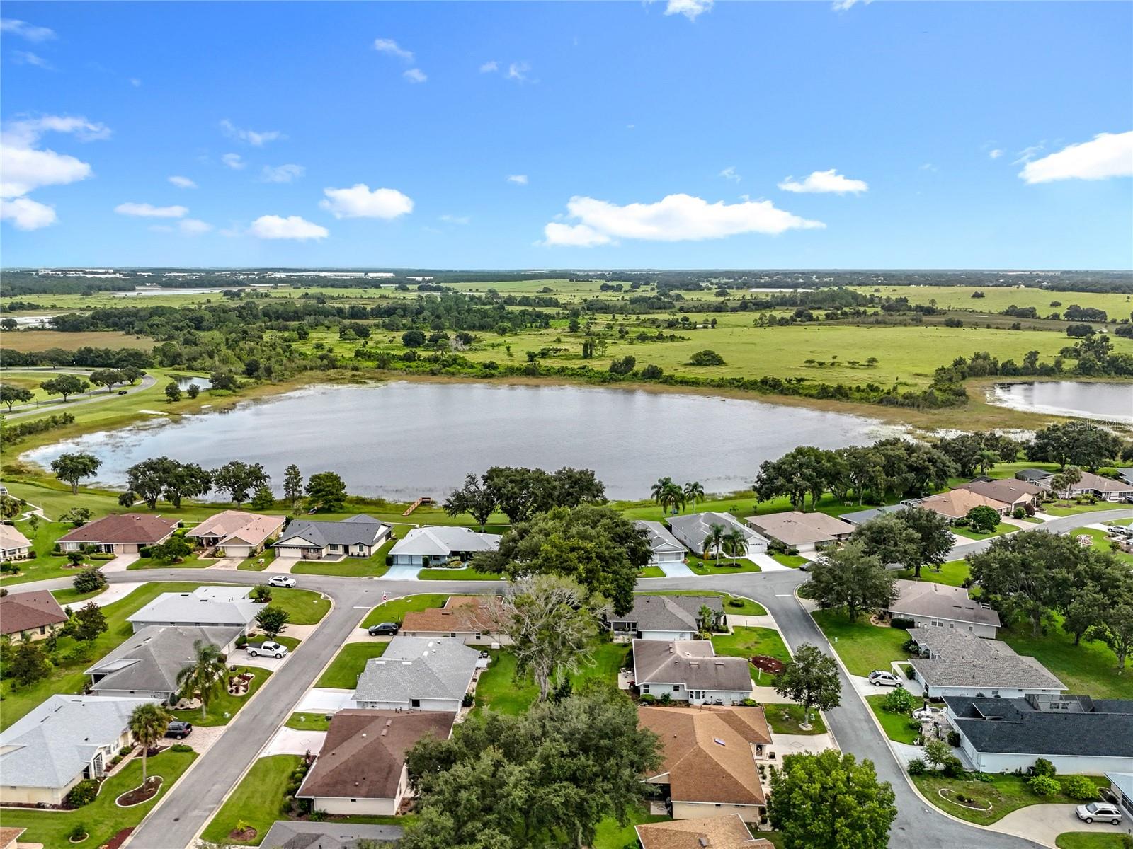 Image 51 of 63 For 5518 Queen Victoria Drive