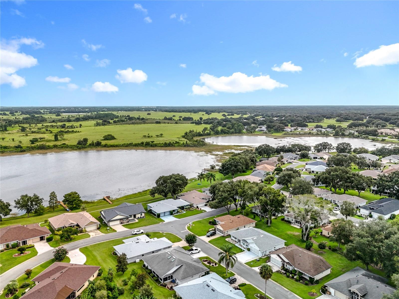 Image 52 of 63 For 5518 Queen Victoria Drive