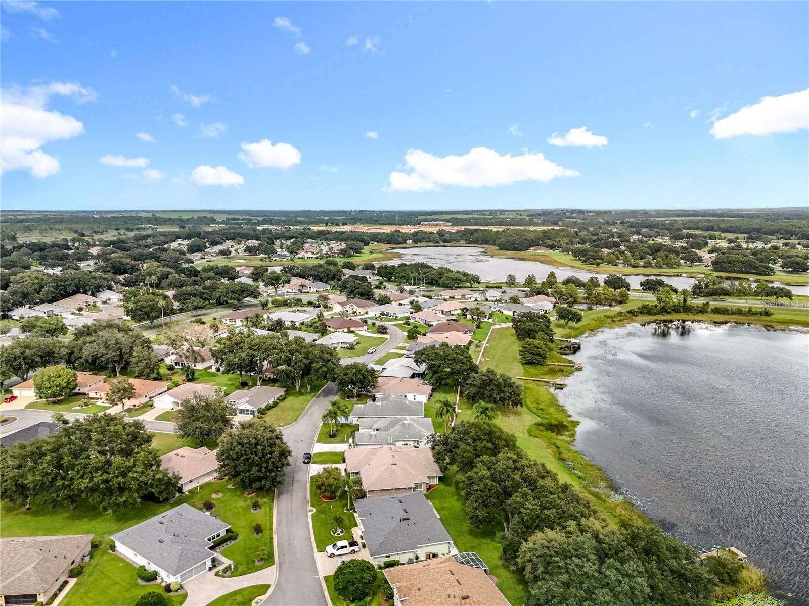 Image 54 of 63 For 5518 Queen Victoria Drive