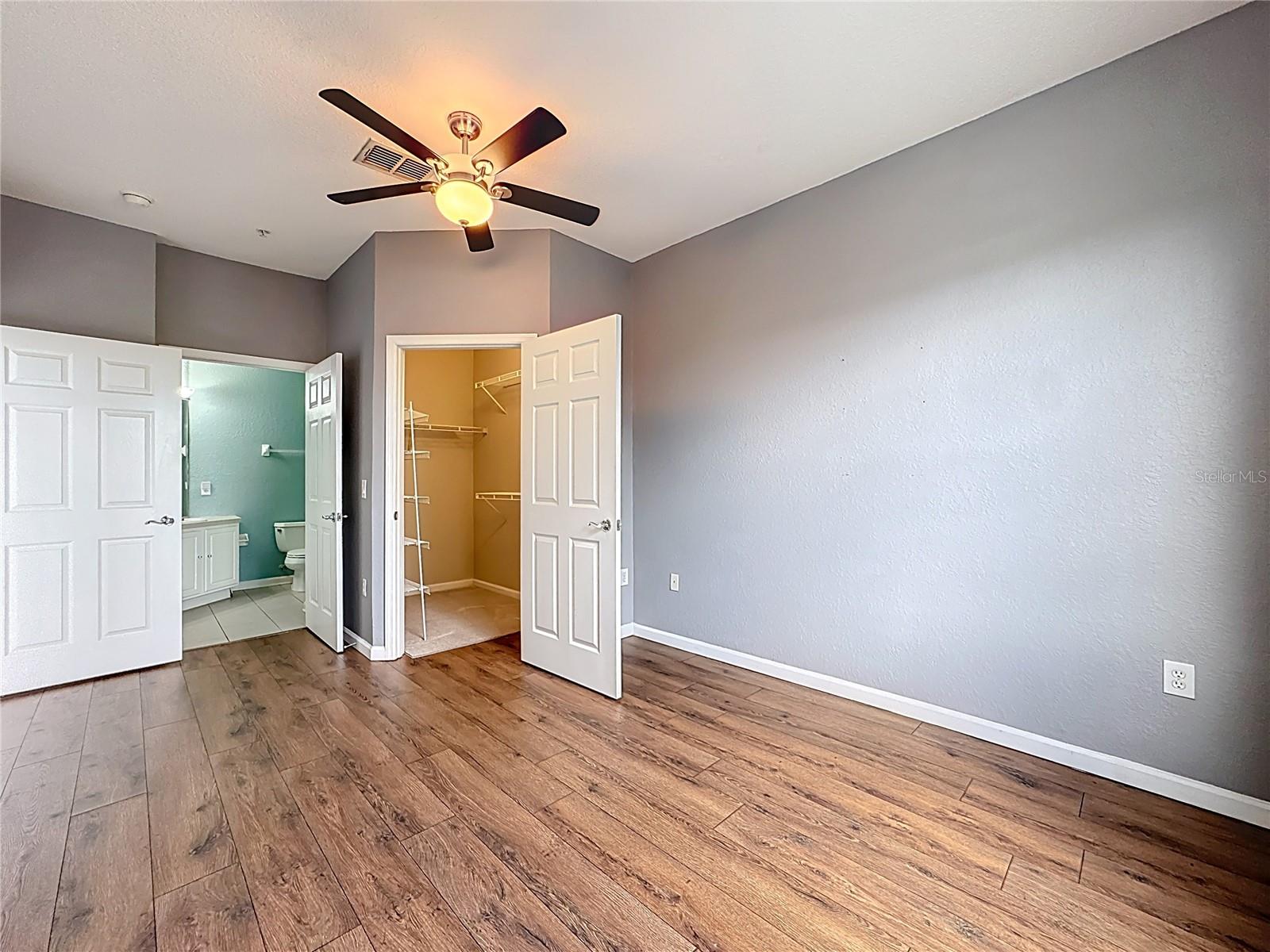 Image 12 of 41 For 8630 Buccilli Drive 309