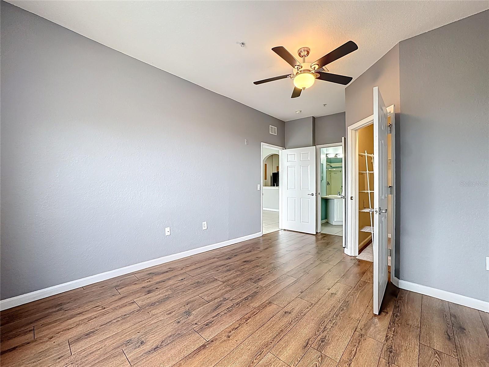 Image 13 of 41 For 8630 Buccilli Drive 309