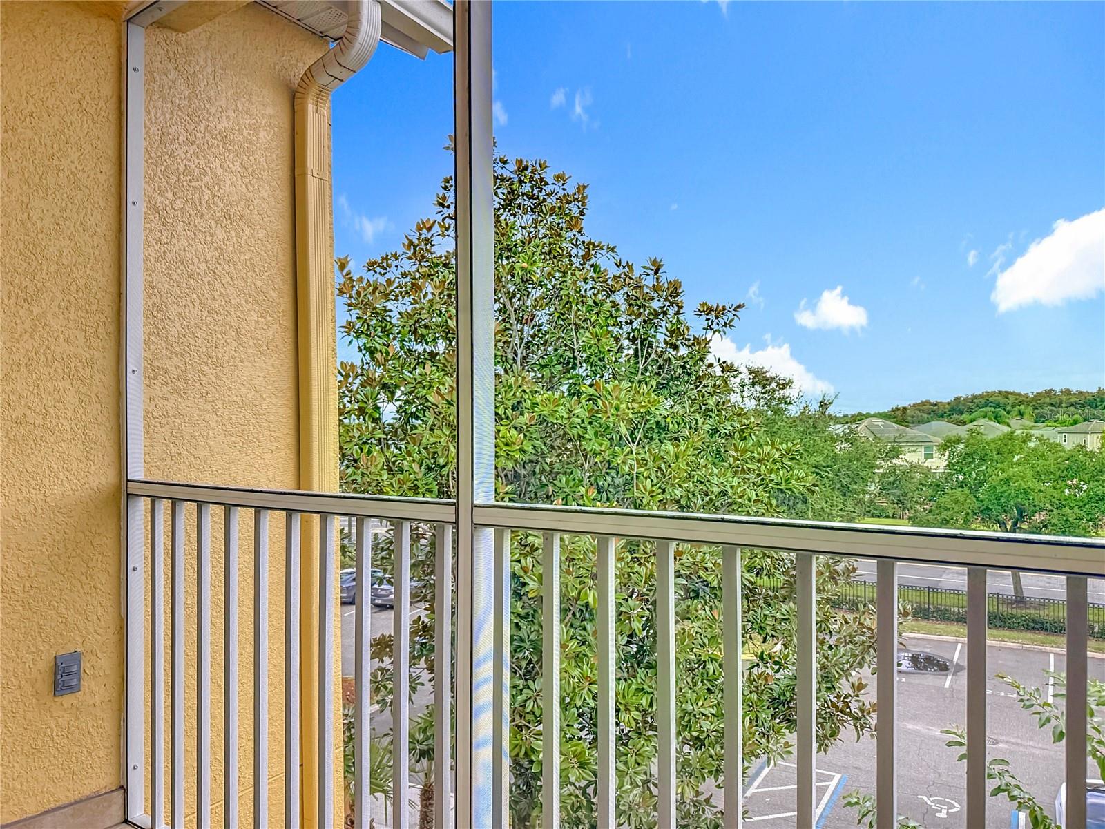 Image 33 of 41 For 8630 Buccilli Drive 309