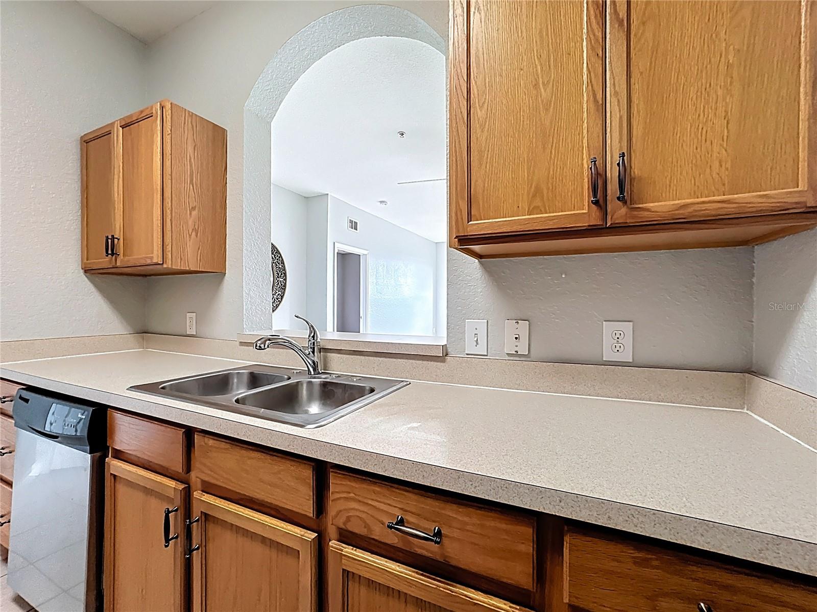 Image 6 of 41 For 8630 Buccilli Drive 309