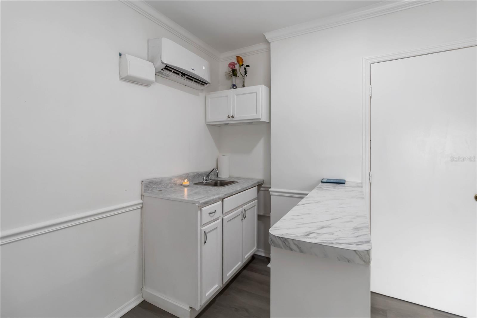 Image 42 of 44 For 203 Pelican Court